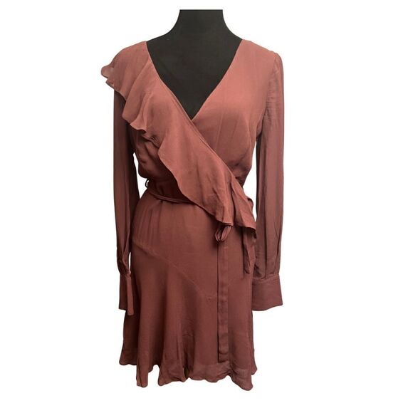 Bardot Dresses & Skirts - Bardot Wrap Long Sleeve Dress